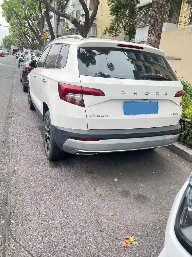 2021 Skoda Karoq 1.4T 150HP L4 7DCT,autocango,china used car exporter,china ev exporter,chinese used car exporter,chinese used ev exporter
