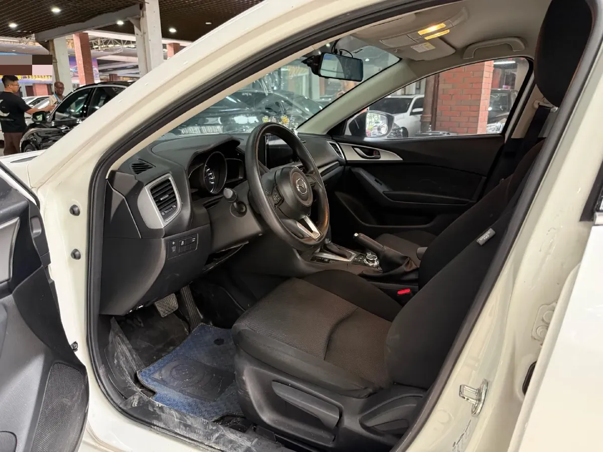 2017 Mazda 3 Axela 1.5L 117HP L4 6AT,autocango,china used car exporter,china ev exporter,chinese used car exporter,chinese used ev exporter