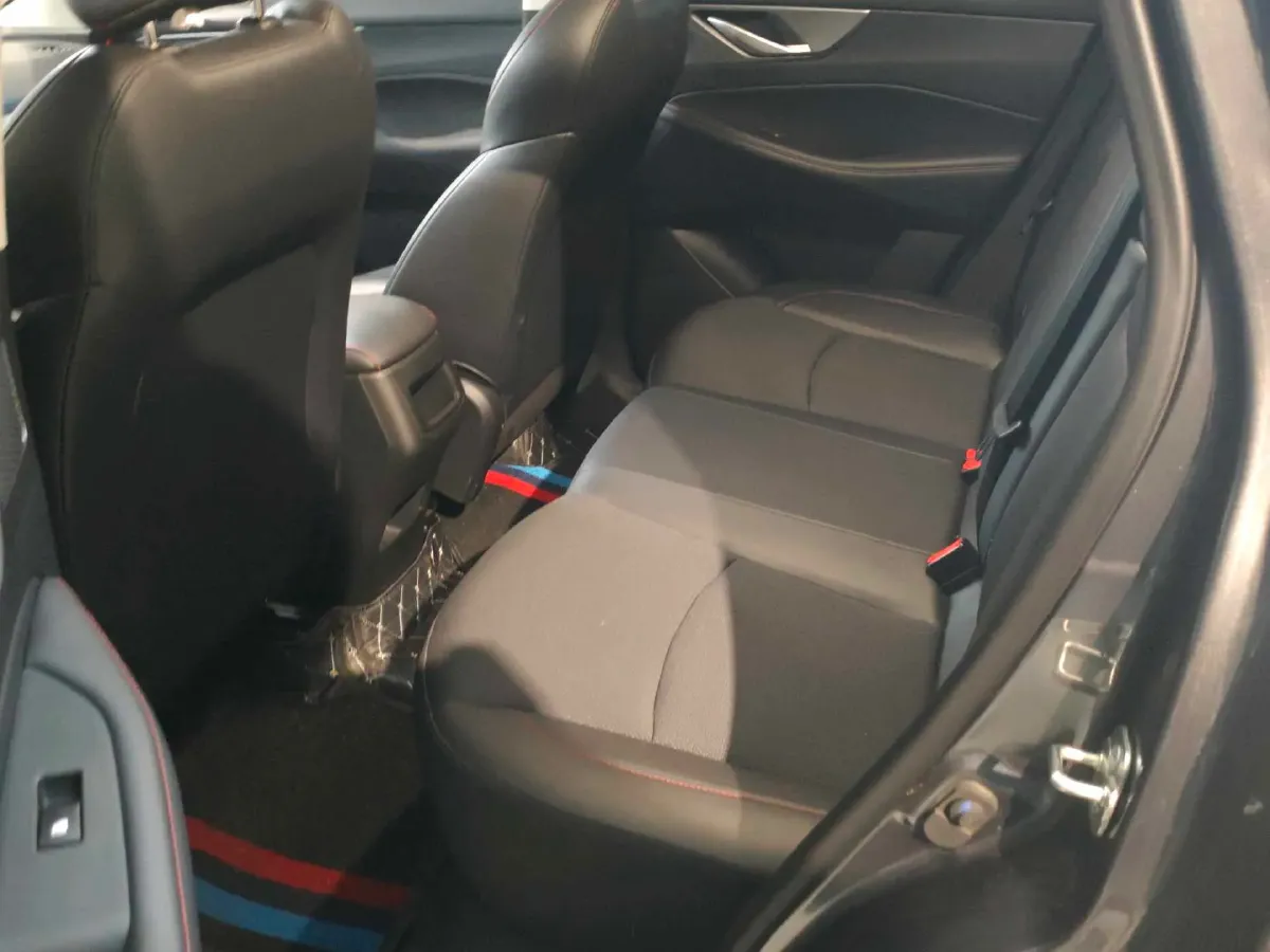 2023 ChangAn CS35 Plus 1.4T 160HP L4 7DCT,autocango,china used car exporter,china ev exporter,chinese used car exporter,chinese used ev exporter