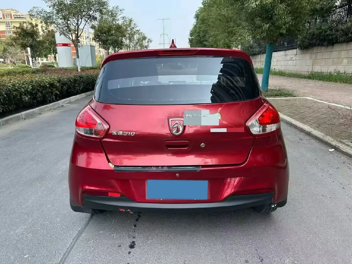 2016 BaoJun 310 1.2L 82HP L4 5MT,autocango,china used car exporter,china ev exporter,chinese used car exporter,chinese used ev exporter