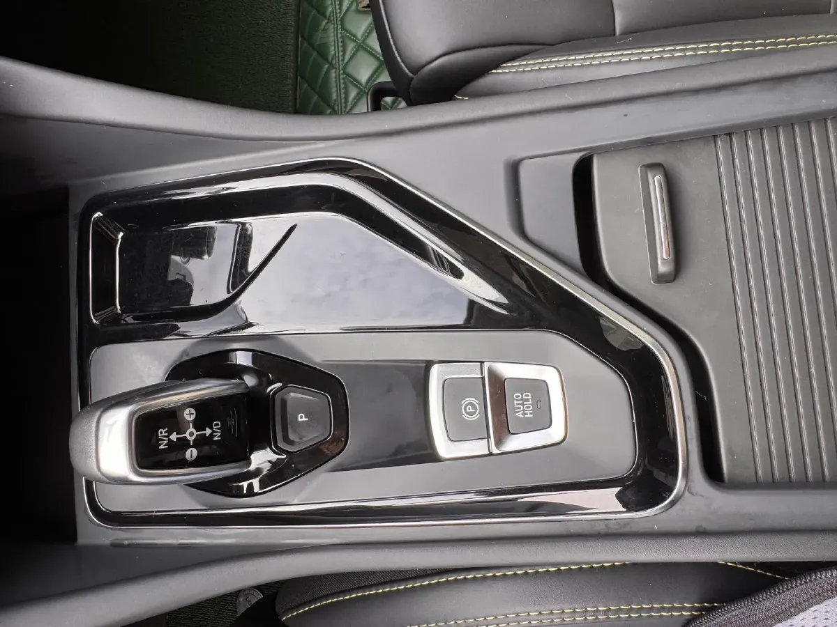 2021 LYNK&CO 02 1.5T 180HP L3 7DCT,autocango,china used car exporter,china ev exporter,chinese used car exporter,chinese used ev exporter