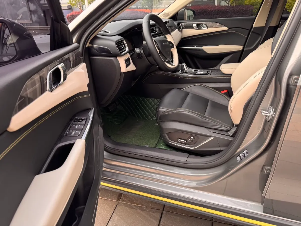 2021 LYNK&CO 02 1.5T 180HP L3 7DCT,autocango,china used car exporter,china ev exporter,chinese used car exporter,chinese used ev exporter