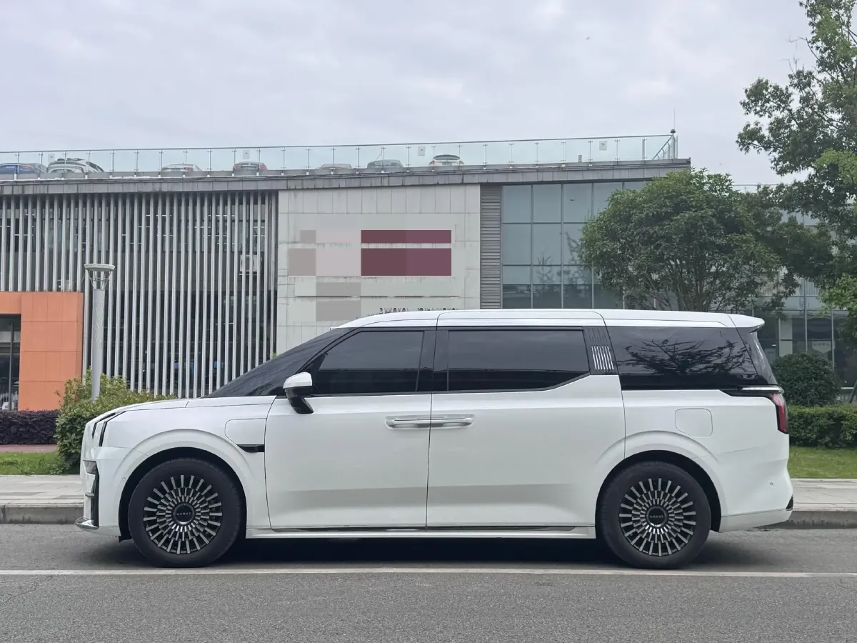 2024 Zeekr 009 BEV 140KWH,autocango,china used car exporter,china ev exporter,chinese used car exporter,chinese used ev exporter