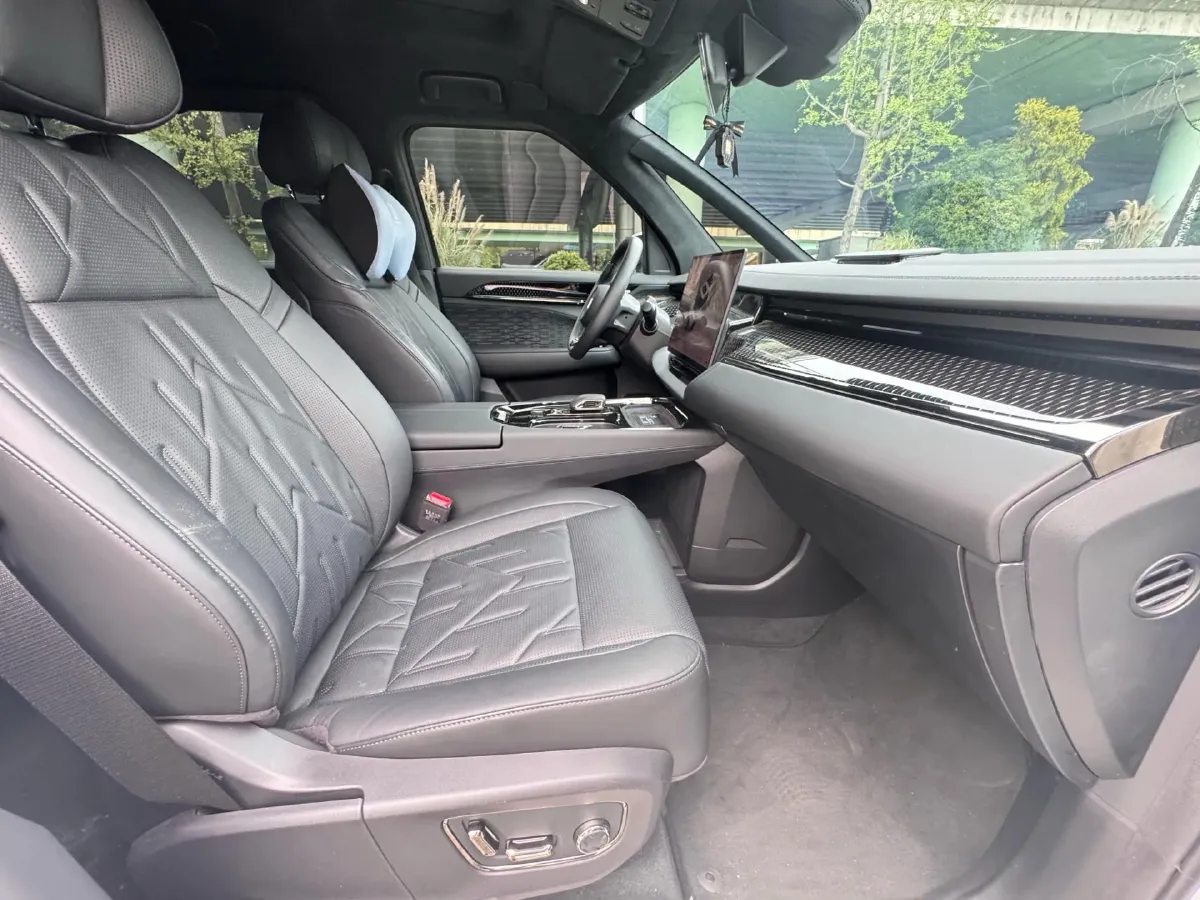 2024 Zeekr 009 BEV 140KWH,autocango,china used car exporter,china ev exporter,chinese used car exporter,chinese used ev exporter