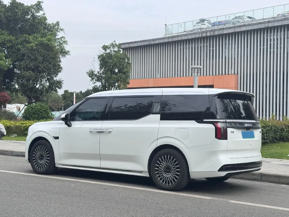 2024 Zeekr 009 BEV 140KWH,autocango,china used car exporter,china ev exporter,chinese used car exporter,chinese used ev exporter