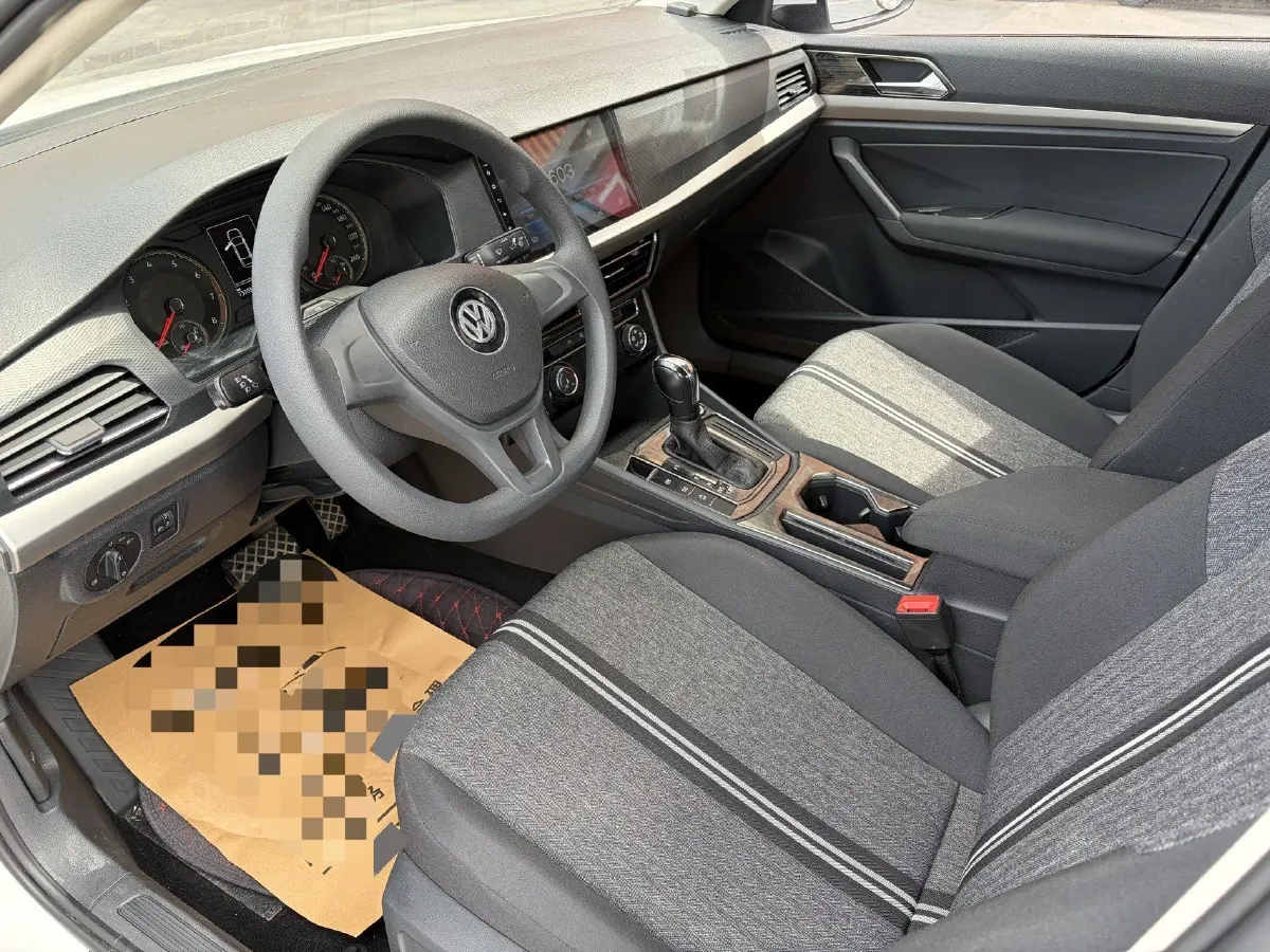 2019 Volkswagen T-Cross 1.5L 113HP L4 6AT,autocango,china used car exporter,china ev exporter,chinese used car exporter,chinese used ev exporter