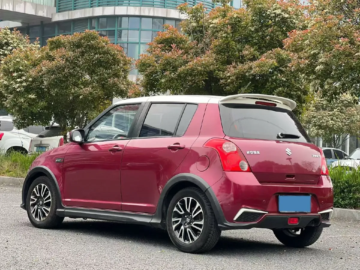 2016 Suzuki Swift 1.5L 103HP L4 4AT,autocango,china used car exporter,china ev exporter,chinese used car exporter,chinese used ev exporter