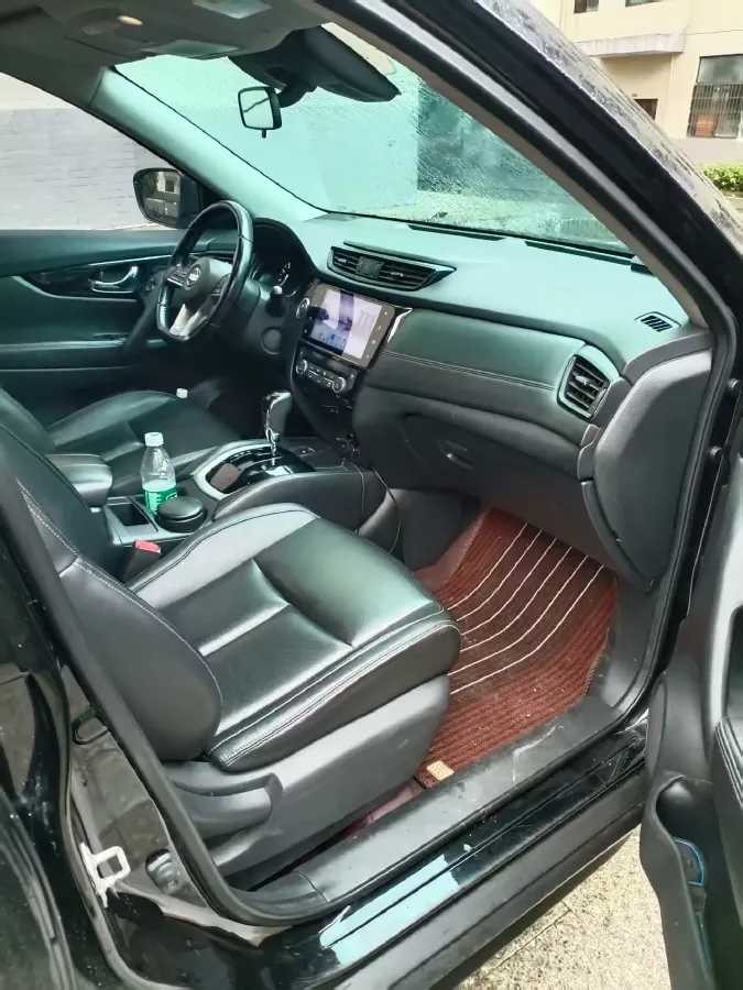 2022 Nissan X-Trail 2.0L 151HP L4 CVT,autocango,china used car exporter,china ev exporter,chinese used car exporter,chinese used ev exporter