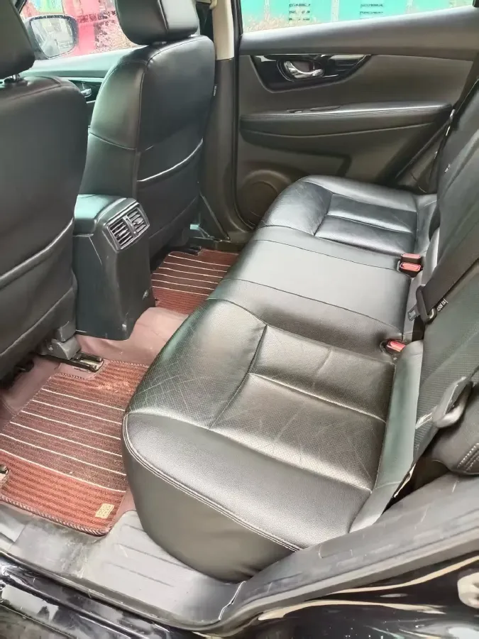 2022 Nissan X-Trail 2.0L 151HP L4 CVT,autocango,china used car exporter,china ev exporter,chinese used car exporter,chinese used ev exporter