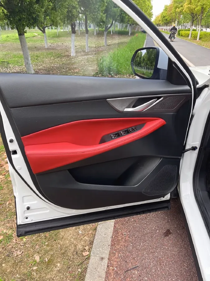 2023 ChangAn CS35 Plus 1.4T 160HP L4 7DCT,autocango,china used car exporter,china ev exporter,chinese used car exporter,chinese used ev exporter