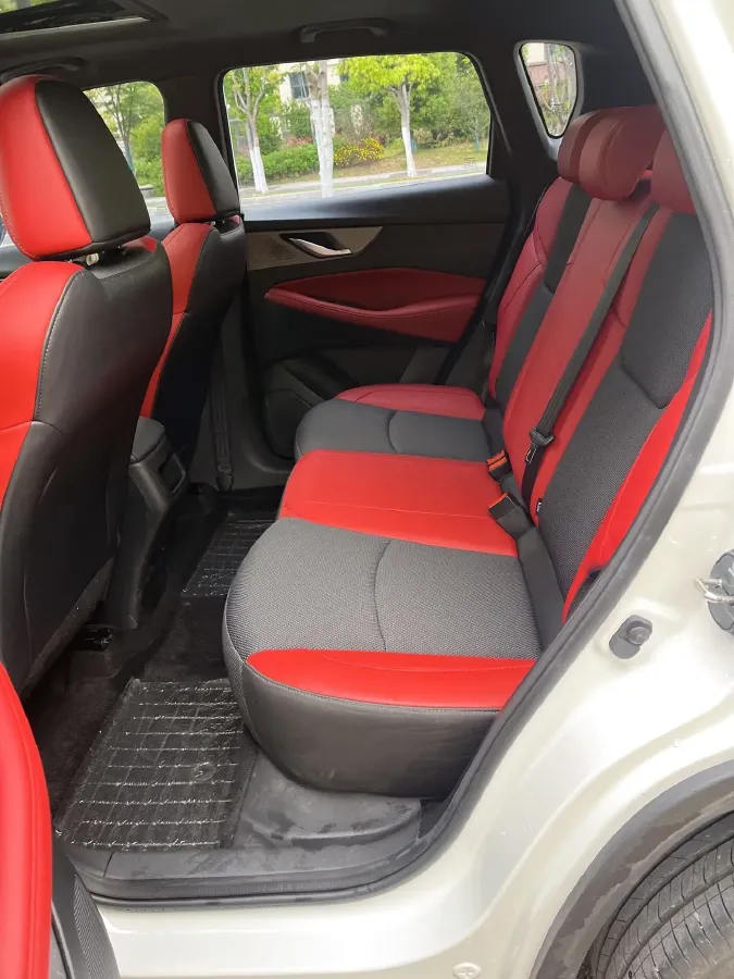 2023 ChangAn CS35 Plus 1.4T 160HP L4 7DCT,autocango,china used car exporter,china ev exporter,chinese used car exporter,chinese used ev exporter