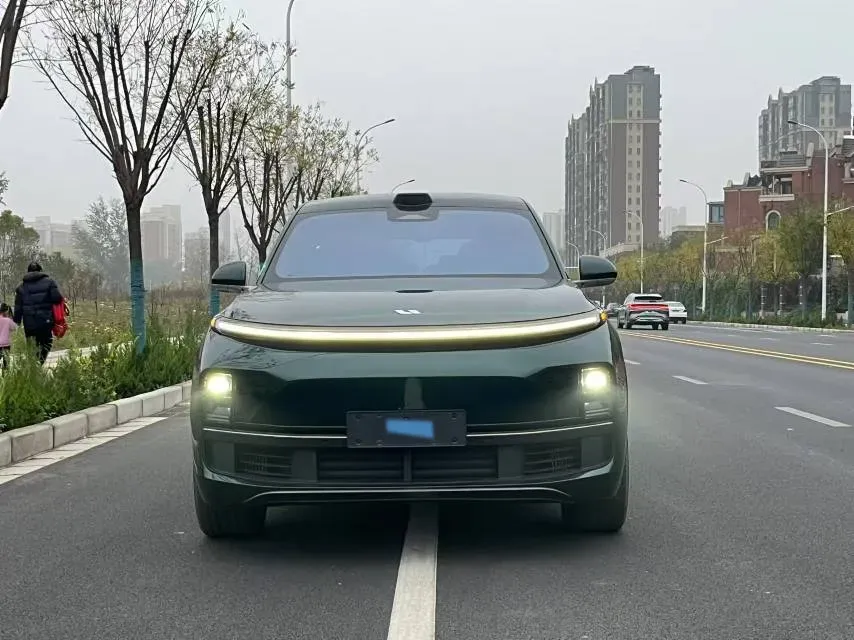 2022 Li L9 Range Extended 154HP REEV 42.6KWH,autocango,china used car exporter,china ev exporter,chinese used car exporter,chinese used ev exporter