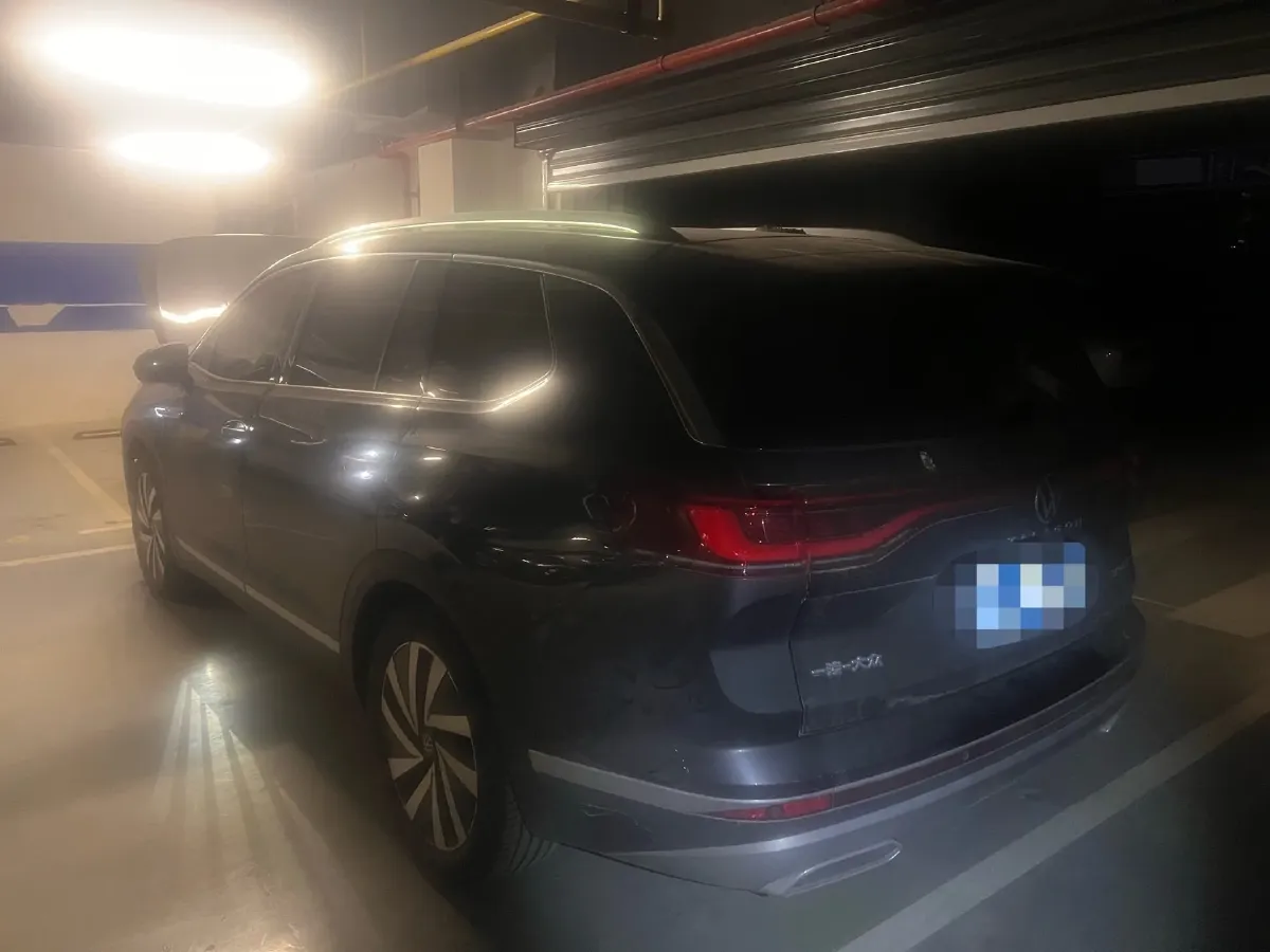 2021 Volkswagen Talagon 2.0T 220HP L4 7DCT,autocango,china used car exporter,china ev exporter,chinese used car exporter,chinese used ev exporter