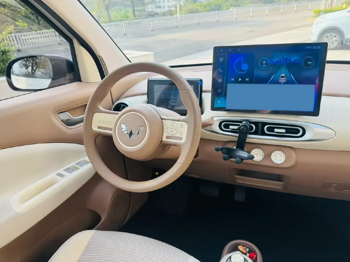 2025 WuLing HongGuang MINI EV BEV 16.2KWH,autocango,china used car exporter,china ev exporter,chinese used car exporter,chinese used ev exporter