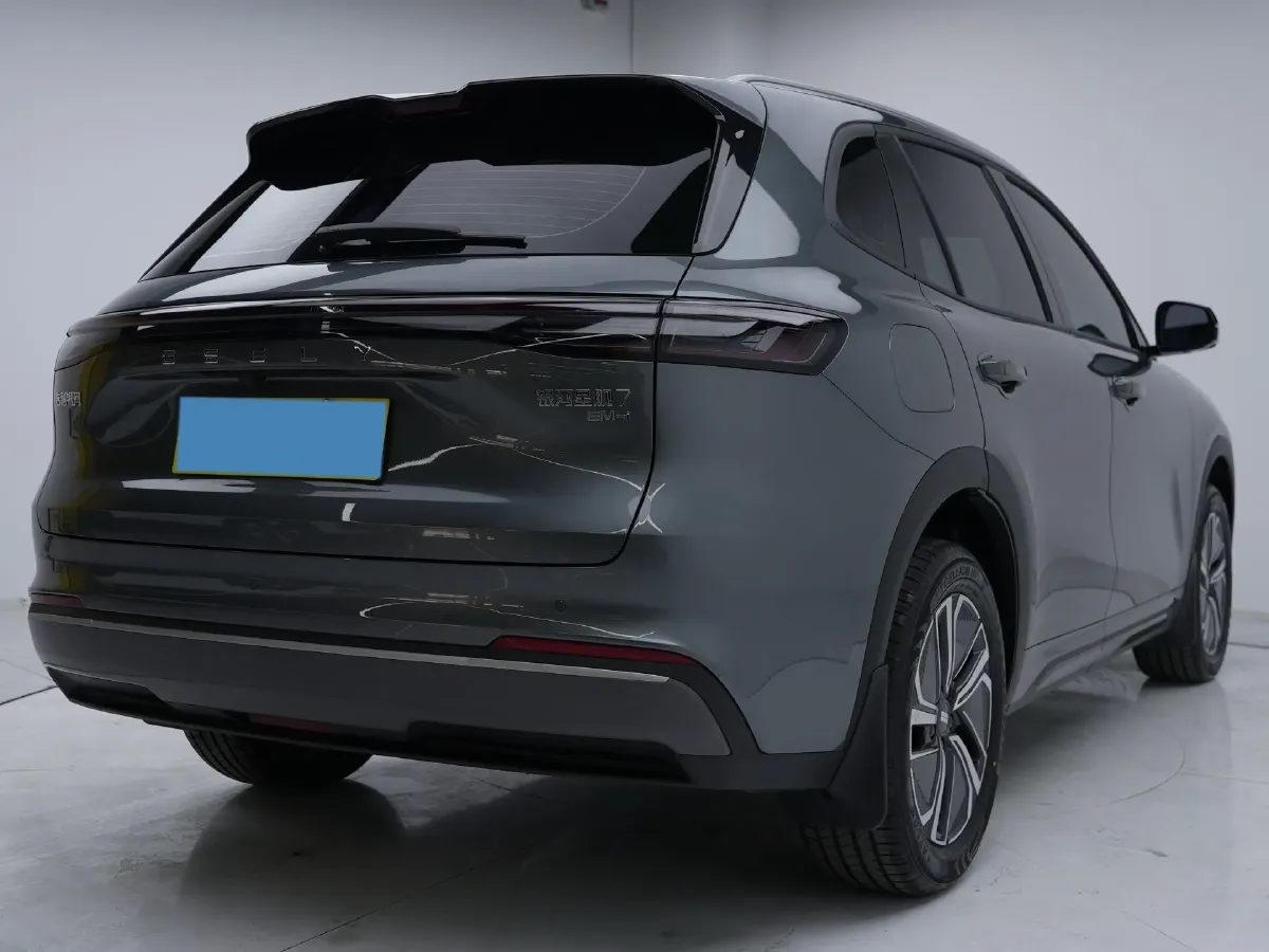 2025 WuLing XingGuangS 1.5L 106HP L4 E-CVT PHEV,autocango,china used car exporter,china ev exporter,chinese used car exporter,chinese used ev exporter