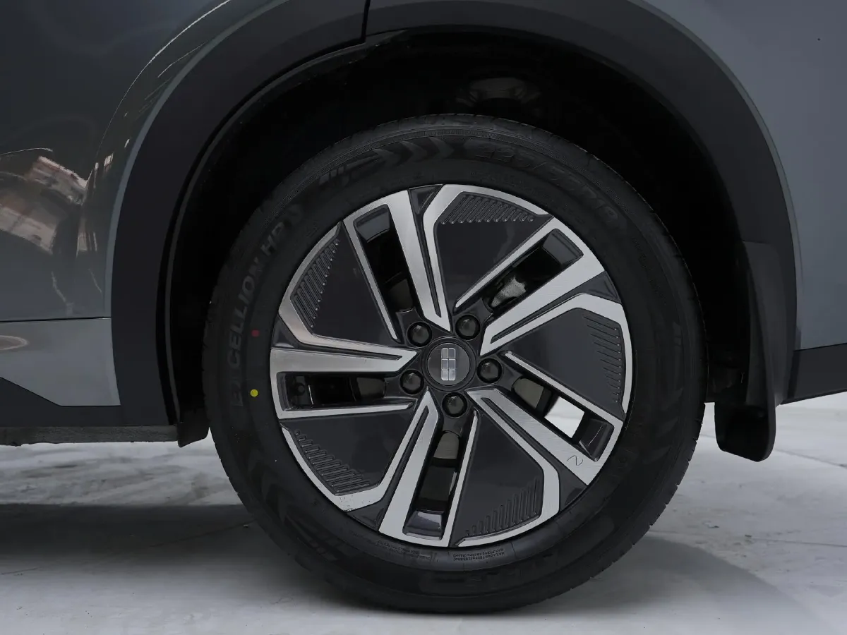 2025 WuLing XingGuangS 1.5L 106HP L4 E-CVT PHEV,autocango,china used car exporter,china ev exporter,chinese used car exporter,chinese used ev exporter