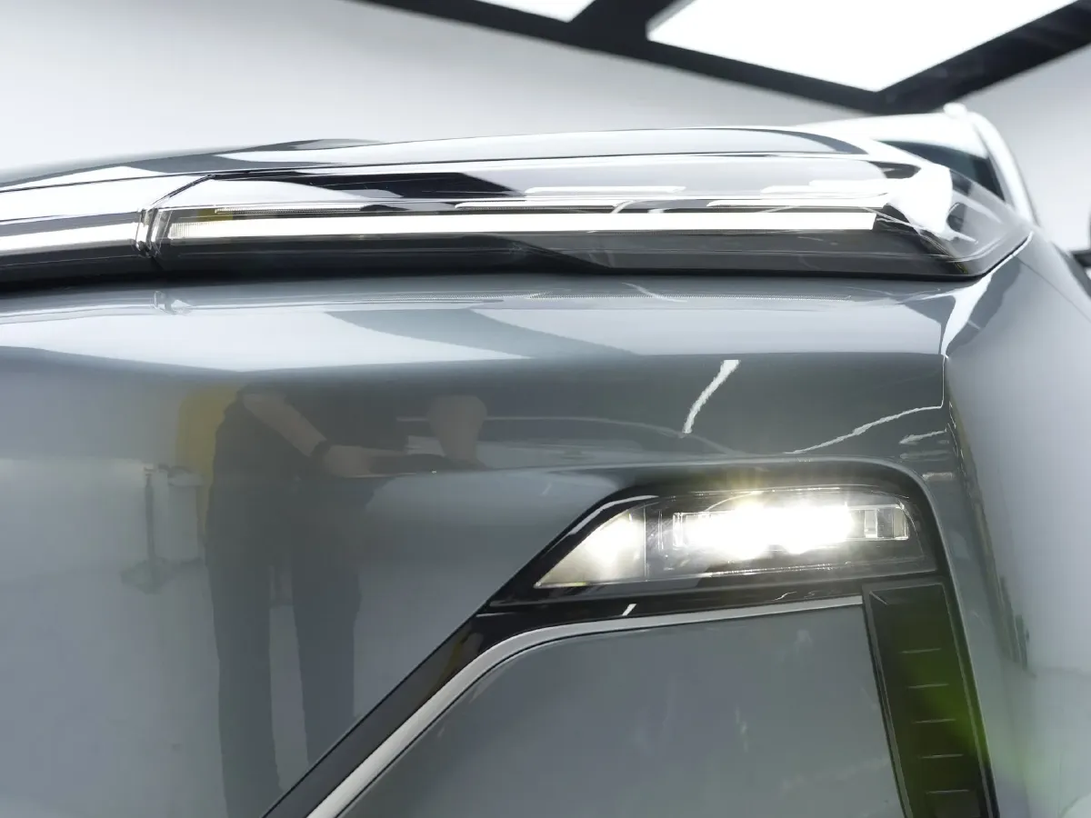 2025 WuLing XingGuangS 1.5L 106HP L4 E-CVT PHEV,autocango,china used car exporter,china ev exporter,chinese used car exporter,chinese used ev exporter