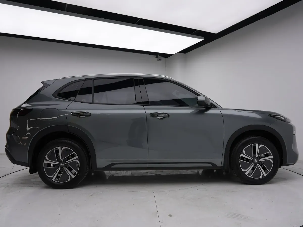 2025 WuLing XingGuangS 1.5L 106HP L4 E-CVT PHEV,autocango,china used car exporter,china ev exporter,chinese used car exporter,chinese used ev exporter