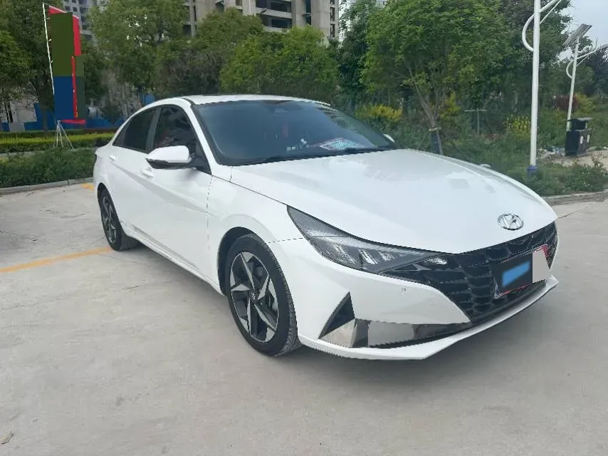 2022 Hyundai Elantra 1.5L 115HP L4 CVT,autocango,china used car exporter,china ev exporter,chinese used car exporter,chinese used ev exporter