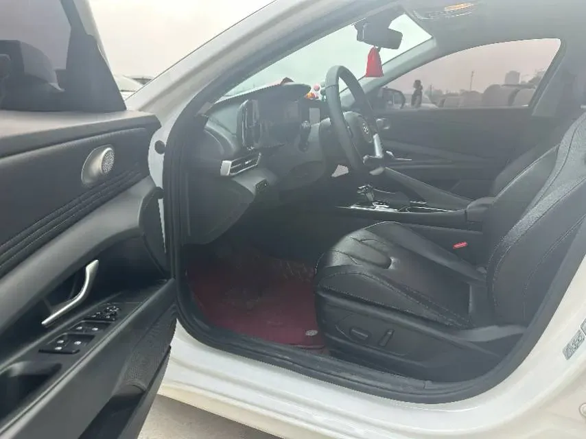 2022 Hyundai Elantra 1.5L 115HP L4 CVT,autocango,china used car exporter,china ev exporter,chinese used car exporter,chinese used ev exporter