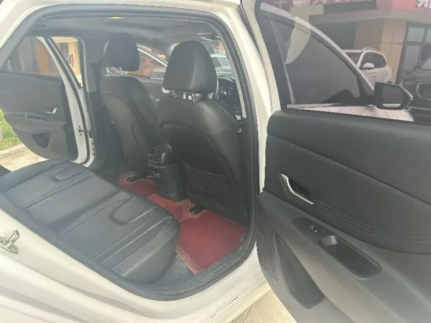 2022 Hyundai Elantra 1.5L 115HP L4 CVT,autocango,china used car exporter,china ev exporter,chinese used car exporter,chinese used ev exporter