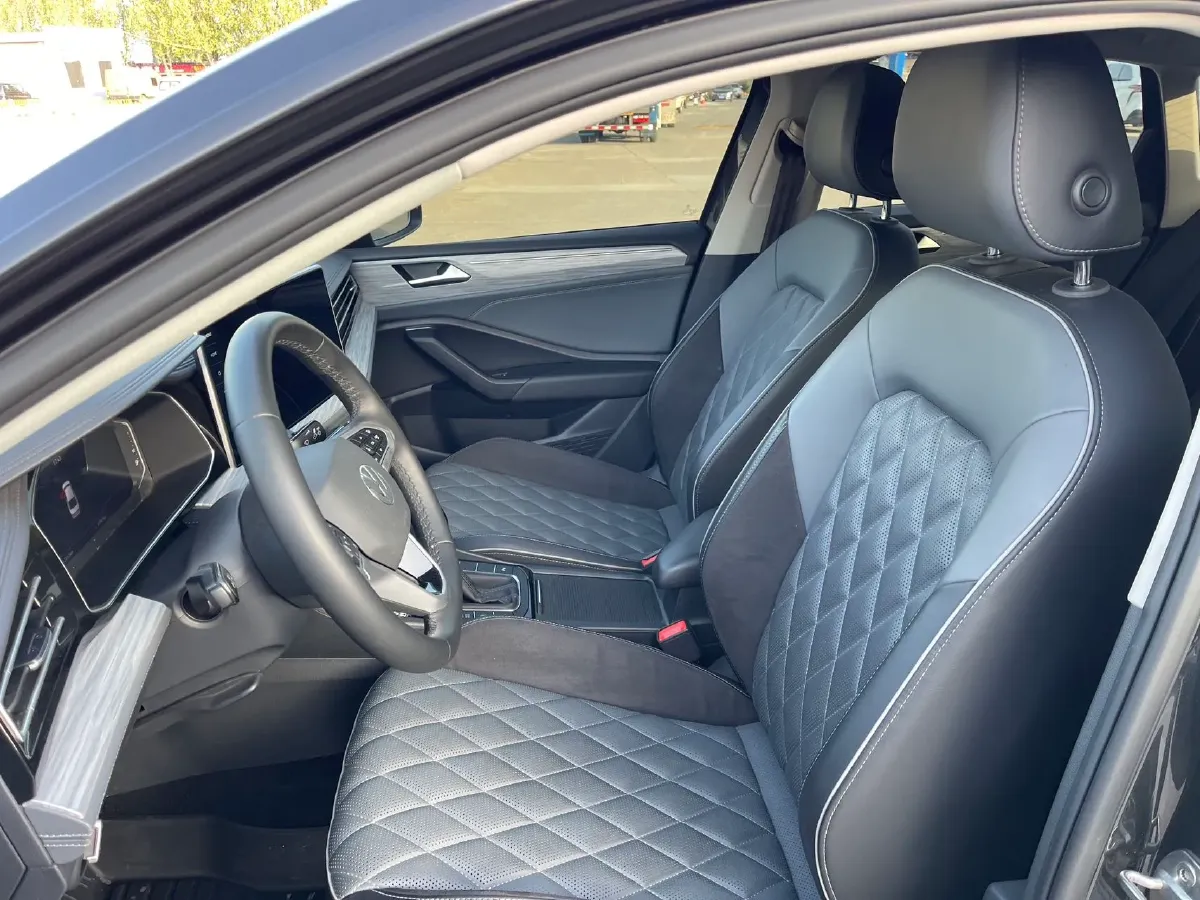 2023 Volkswagen Sagitar 1.5T 160HP L4 7DCT,autocango,china used car exporter,china ev exporter,chinese used car exporter,chinese used ev exporter