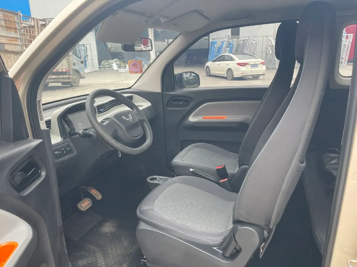 2020 WuLing HongGuang MINI EV BEV 13.8KWH,autocango,china used car exporter,china ev exporter,chinese used car exporter,chinese used ev exporter