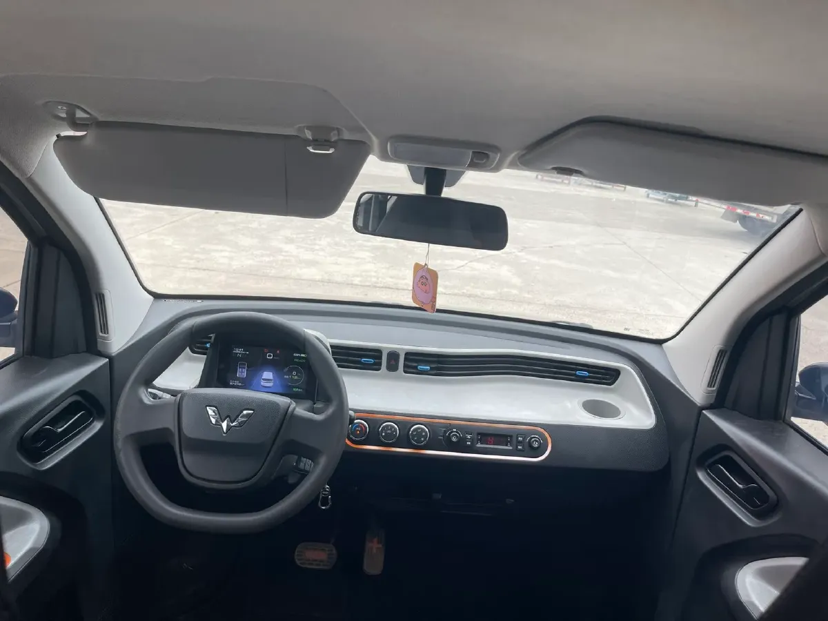 2020 WuLing HongGuang MINI EV BEV 13.8KWH,autocango,china used car exporter,china ev exporter,chinese used car exporter,chinese used ev exporter