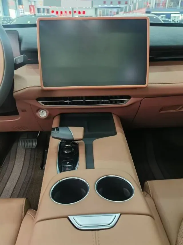 2024 ChangAn UNI-Z 1.5L 98HP L4 E-CVT PHEV 18.4KWH,autocango,china used car exporter,china ev exporter,chinese used car exporter,chinese used ev exporter