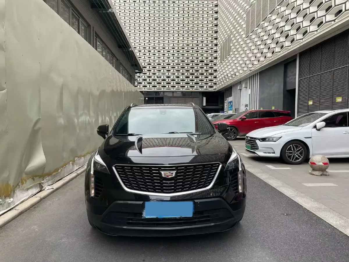2021 Cadillac XT4 2.0T 237HP L4 9AT,autocango,china used car exporter,china ev exporter,chinese used car exporter,chinese used ev exporter
