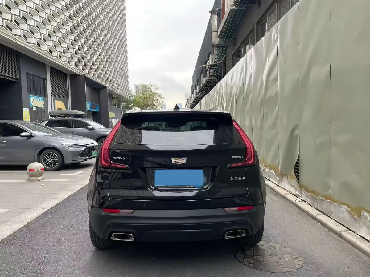 2021 Cadillac XT4 2.0T 237HP L4 9AT,autocango,china used car exporter,china ev exporter,chinese used car exporter,chinese used ev exporter