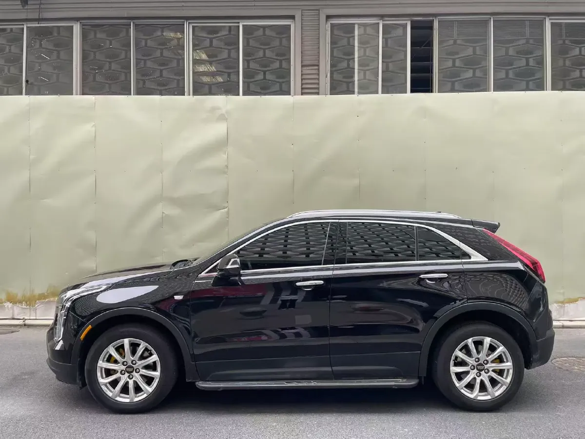 2021 Cadillac XT4 2.0T 237HP L4 9AT,autocango,china used car exporter,china ev exporter,chinese used car exporter,chinese used ev exporter