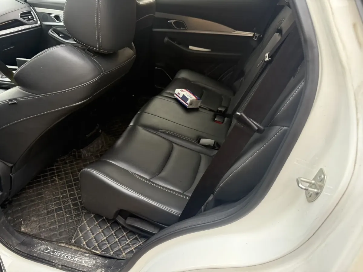 2020 Jetour X70 1.5T 156HP L4 6DCT,autocango,china used car exporter,china ev exporter,chinese used car exporter,chinese used ev exporter