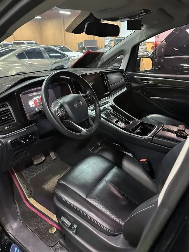 2021 GAC Trumpchi M8 2.0T 252HP L4 8AT,autocango,china used car exporter,china ev exporter,chinese used car exporter,chinese used ev exporter