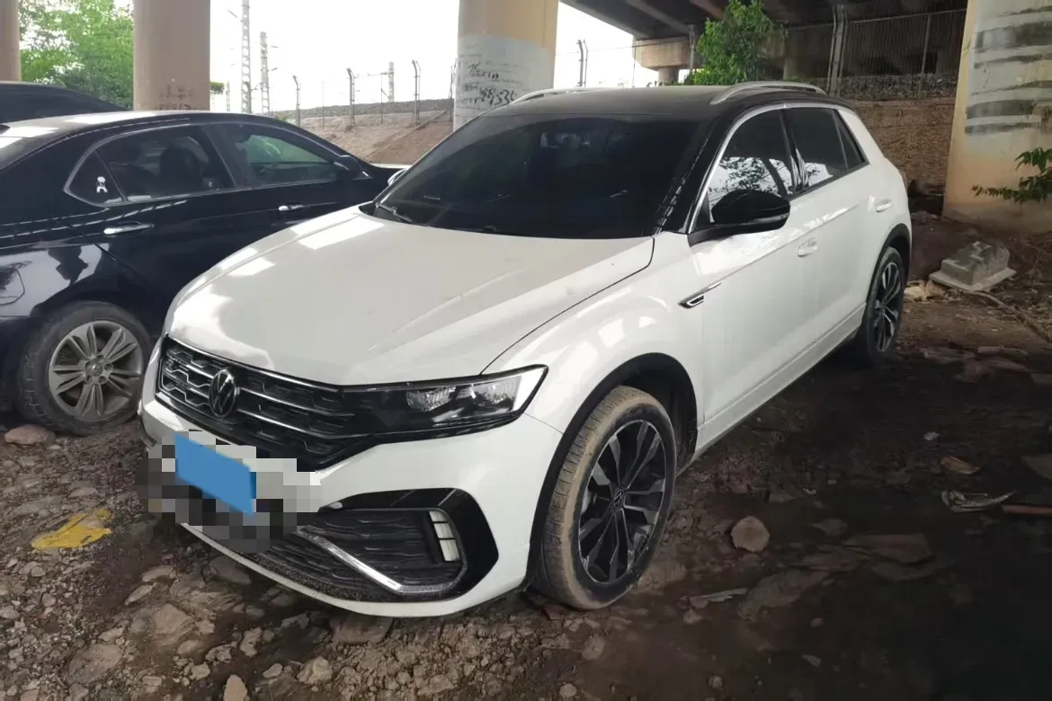 2024 Volkswagen T-Roc 1.5T 160HP L4 7DCT,autocango,china used car exporter,china ev exporter,chinese used car exporter,chinese used ev exporter