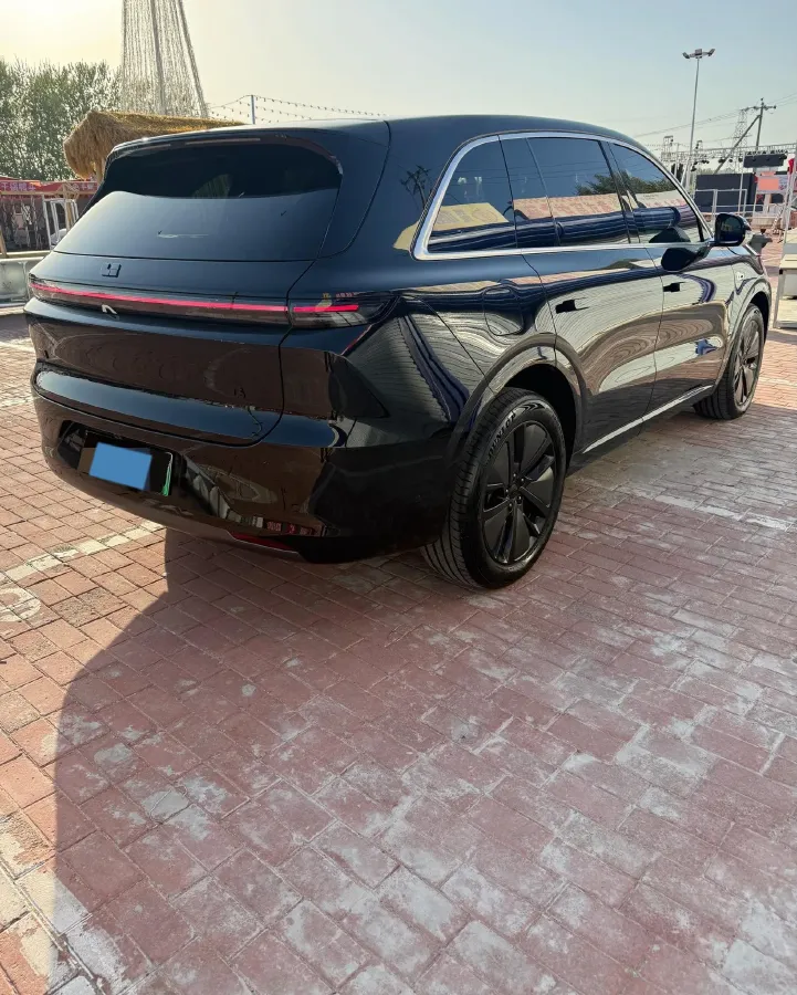 2024 Li L6 Range Extended 154HP L4 REEV 36.8KWH,autocango,china used car exporter,china ev exporter,chinese used car exporter,chinese used ev exporter