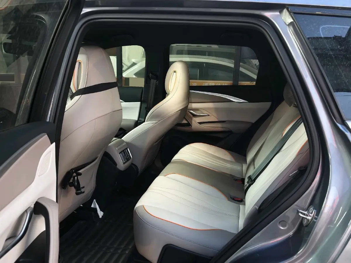 2024 BYD Song Pro 1.5L 110HP L4 E-CVT PHEV 12.9KWH,autocango,china used car exporter,china ev exporter,chinese used car exporter,chinese used ev exporter