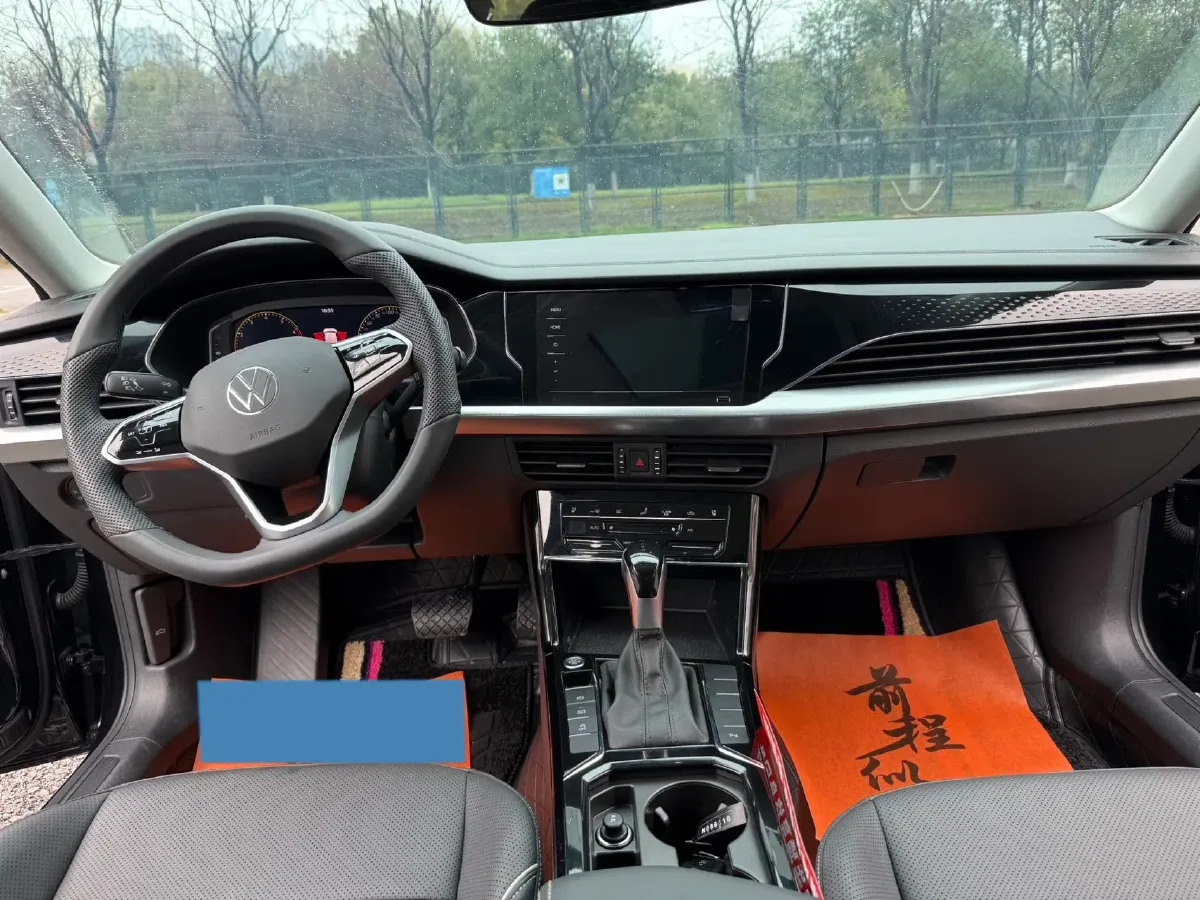 2024 Volkswagen Passat 2.0T 186HP L4 7DCT,autocango,china used car exporter,china ev exporter,chinese used car exporter,chinese used ev exporter