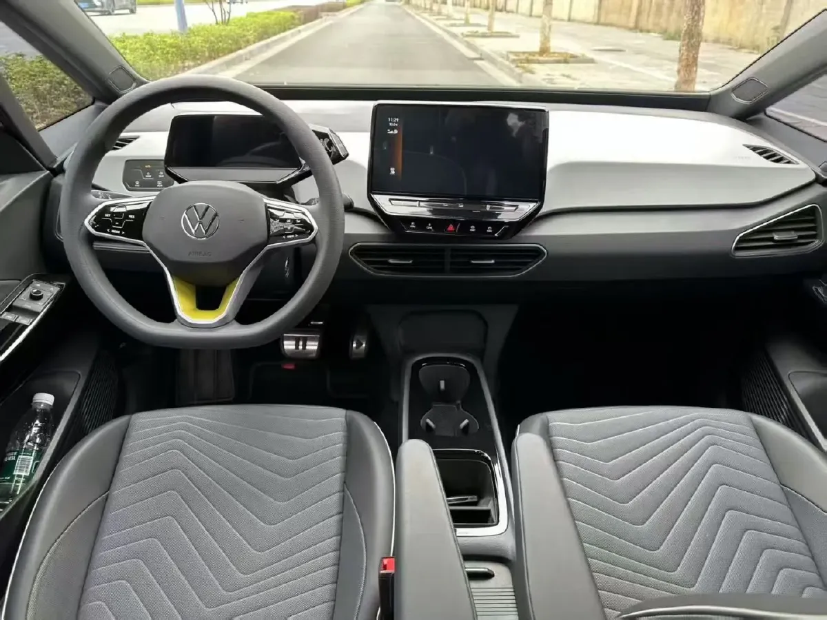 2023 Volkswagen ID.3 BEV 52.8KWH,autocango,china used car exporter,china ev exporter,chinese used car exporter,chinese used ev exporter