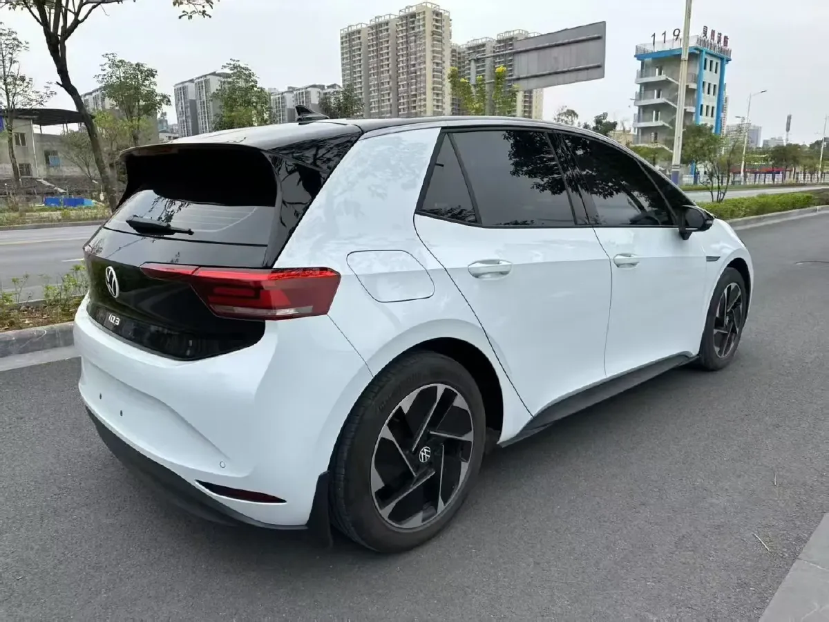 2023 Volkswagen ID.3 BEV 52.8KWH,autocango,china used car exporter,china ev exporter,chinese used car exporter,chinese used ev exporter