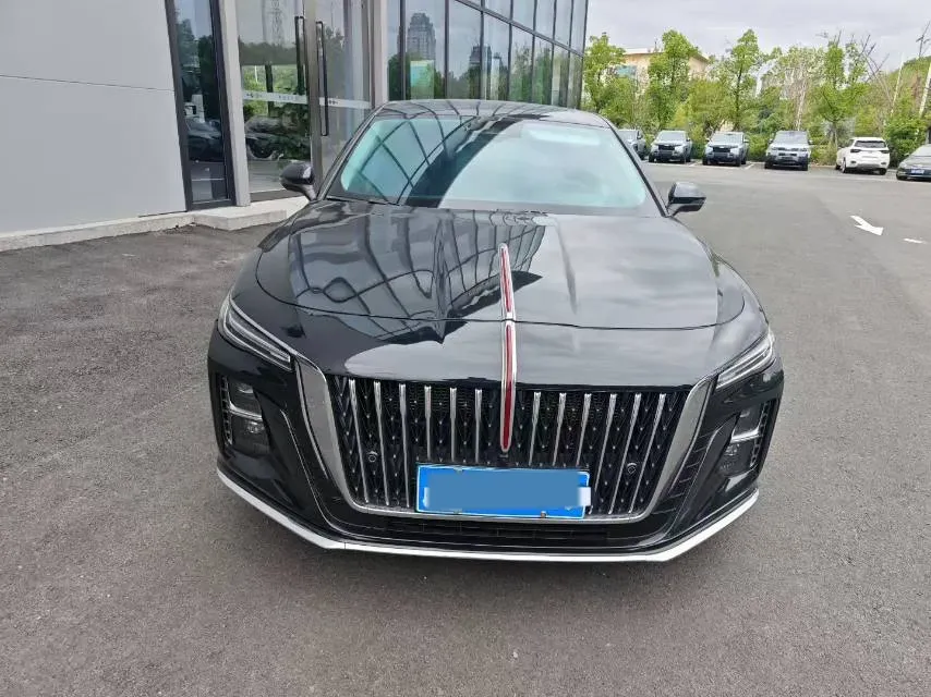 2025 HongQi H5 1.5T 169HP L4 1DHT Hybrid,autocango,china used car exporter,china ev exporter,chinese used car exporter,chinese used ev exporter