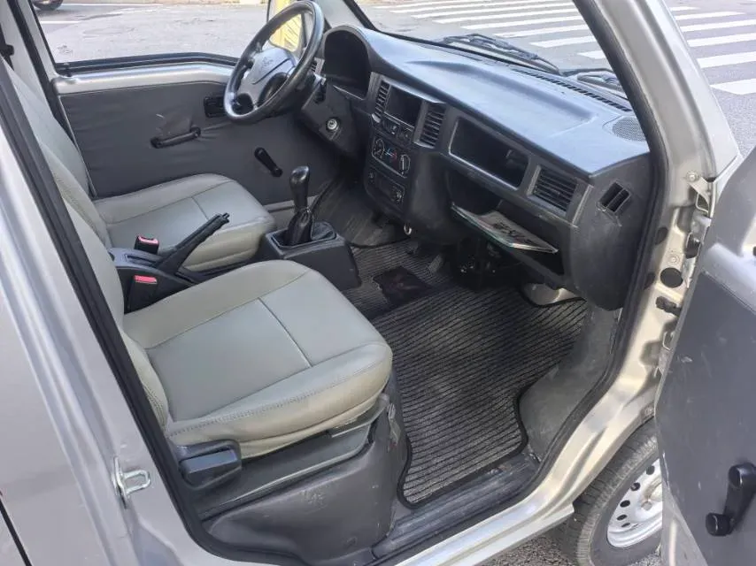 2019 WuLing ZhiGuang 1.2L 82HP L4 5MT,autocango,china used car exporter,china ev exporter,chinese used car exporter,chinese used ev exporter