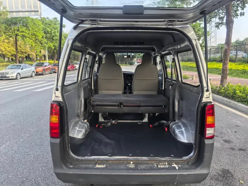 2019 WuLing ZhiGuang 1.2L 82HP L4 5MT,autocango,china used car exporter,china ev exporter,chinese used car exporter,chinese used ev exporter