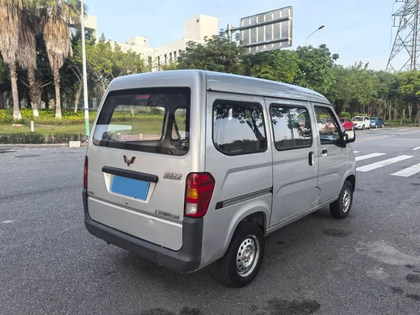 2019 WuLing ZhiGuang 1.2L 82HP L4 5MT,autocango,china used car exporter,china ev exporter,chinese used car exporter,chinese used ev exporter
