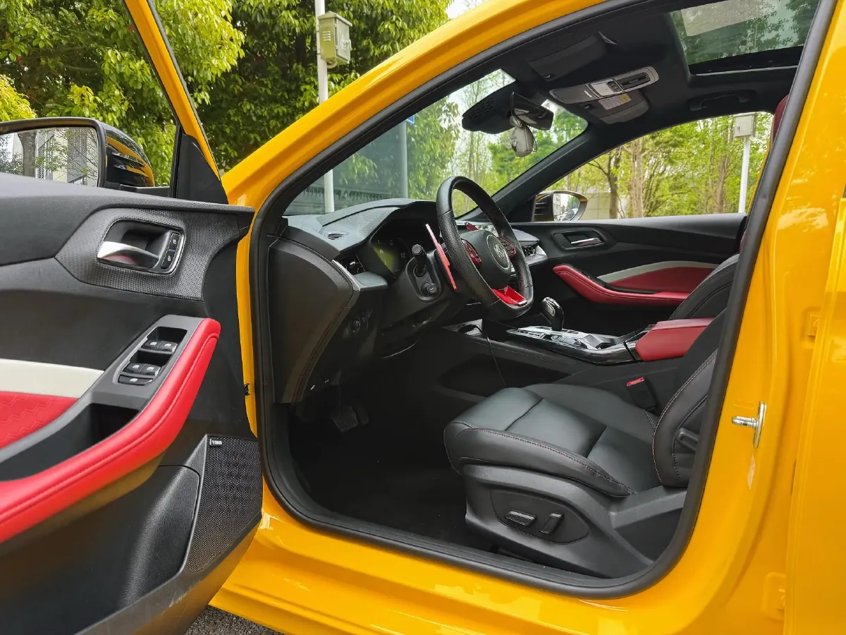 2021 MG 5 1.5T 173HP L4 7DCT,autocango,china used car exporter,china ev exporter,chinese used car exporter,chinese used ev exporter