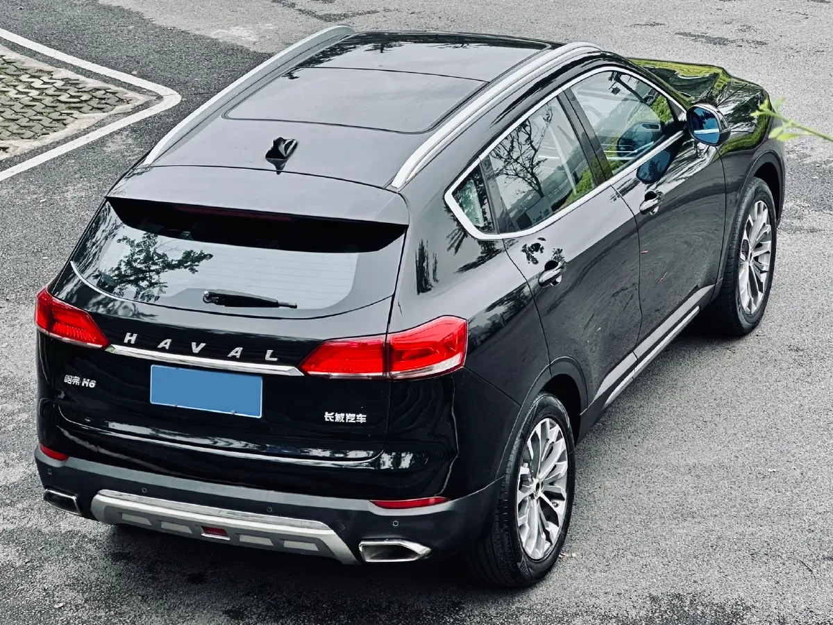 2017 Haval H6 1.5T 169HP L4 7DCT,autocango,china used car exporter,china ev exporter,chinese used car exporter,chinese used ev exporter