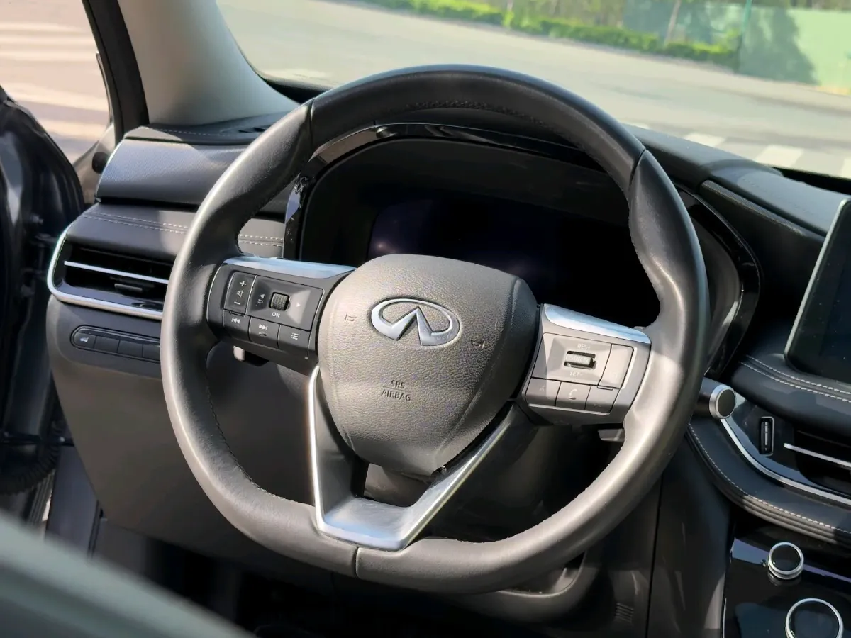 2022 Infiniti QX60 2.0T 252HP L4 9AT,autocango,china used car exporter,china ev exporter,chinese used car exporter,chinese used ev exporter