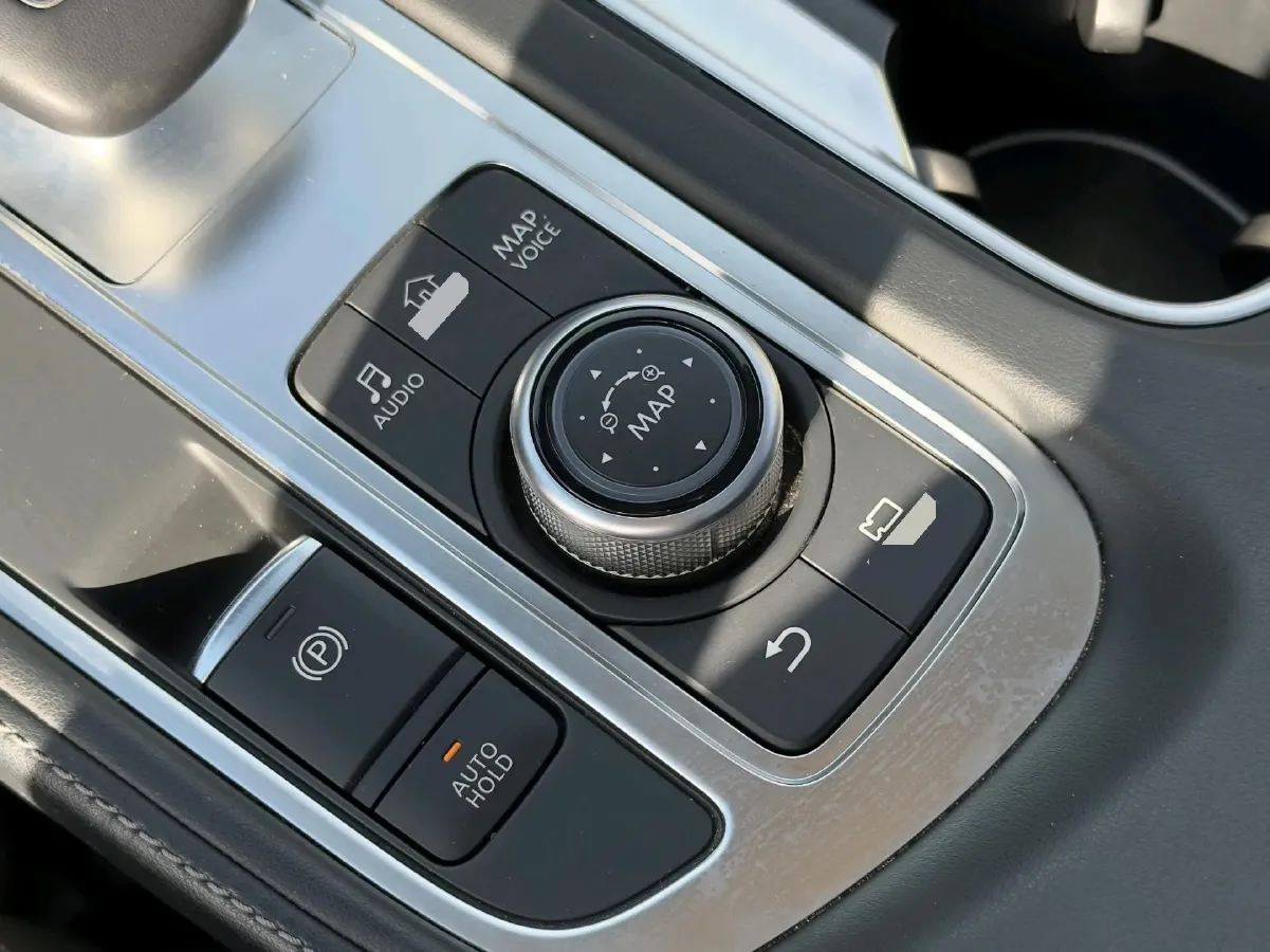 2022 Infiniti QX60 2.0T 252HP L4 9AT,autocango,china used car exporter,china ev exporter,chinese used car exporter,chinese used ev exporter