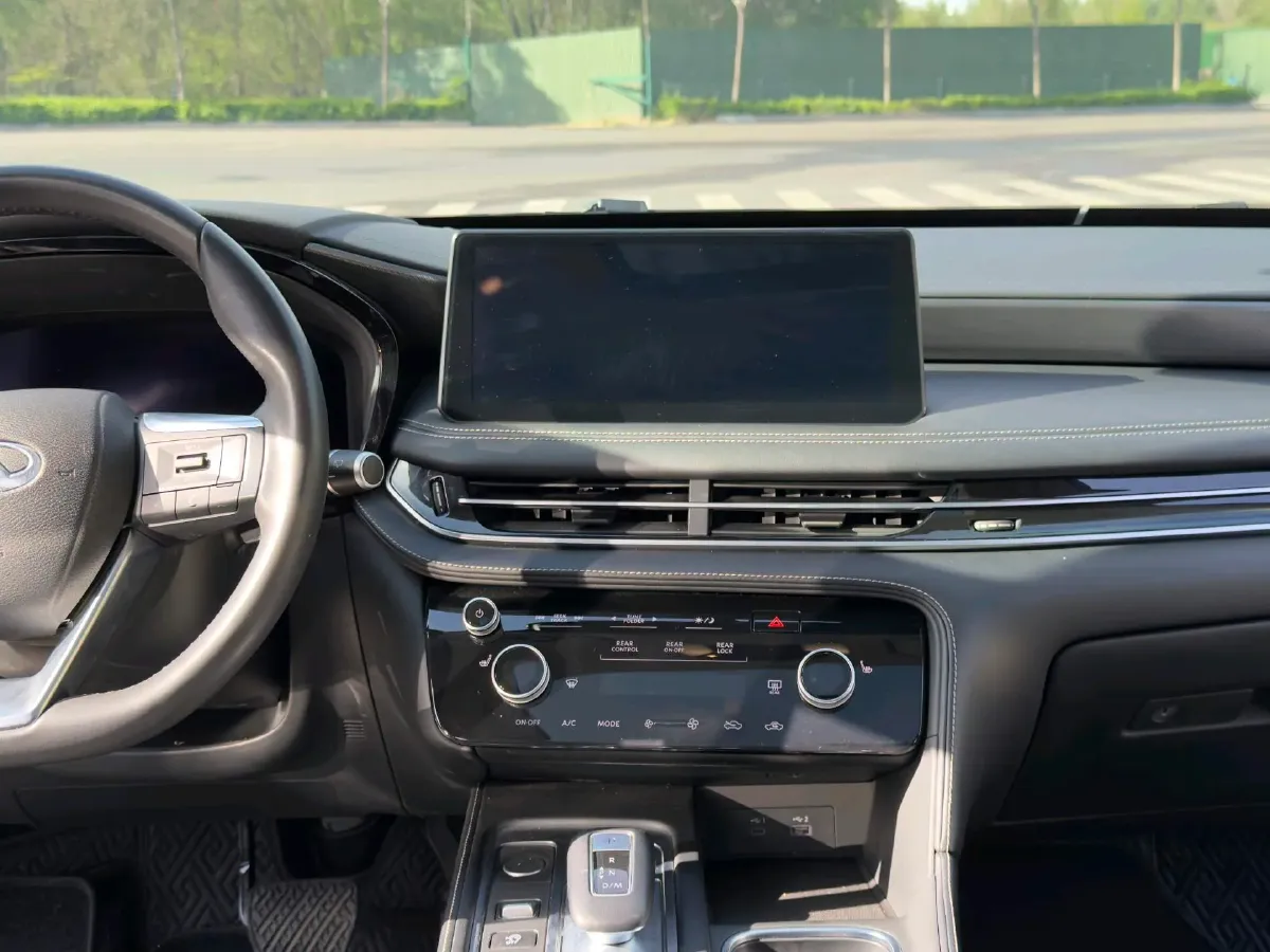 2022 Infiniti QX60 2.0T 252HP L4 9AT,autocango,china used car exporter,china ev exporter,chinese used car exporter,chinese used ev exporter