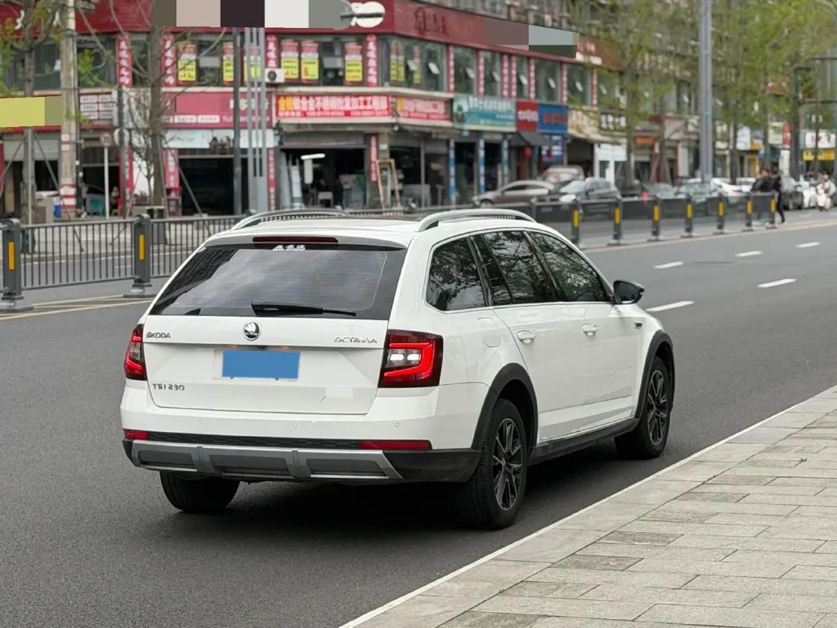 2018 Skoda Octavia 1.2T 116HP L4 7DCT,autocango,china used car exporter,china ev exporter,chinese used car exporter,chinese used ev exporter